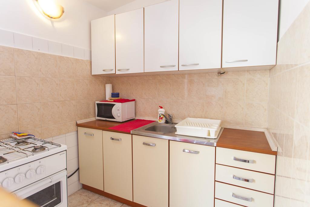 Carolija Apartment Makarska Room photo