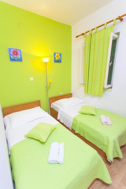 Carolija Apartment Makarska Exterior photo